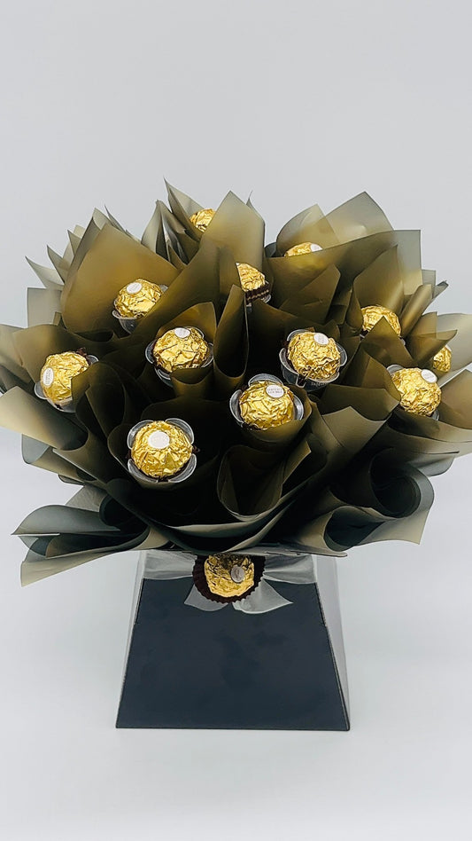 Personalised Round Chocolate Bouquet - Ferrero Rocher